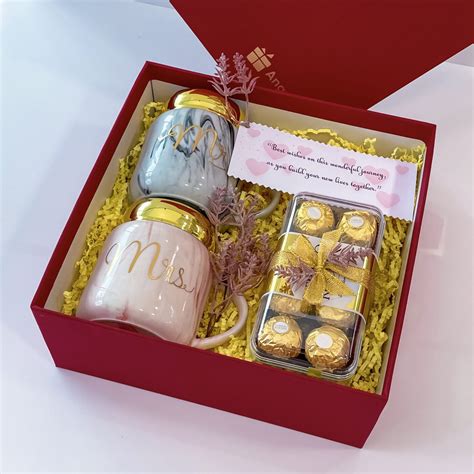 best gift for newly married couple under 10000 amazon